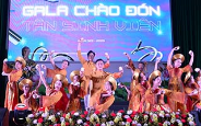 Sôi nổi chuỗi hoạt động chào đón Tân sinh viên D23